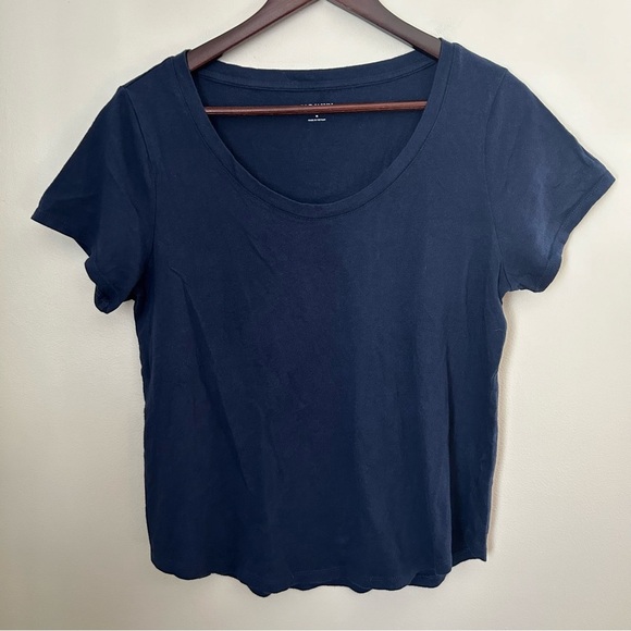 Old Navy Tee Shirt Navy Blue Everywear Short Sleeve Crewneck Neutral Casual - Picture 1 of 8